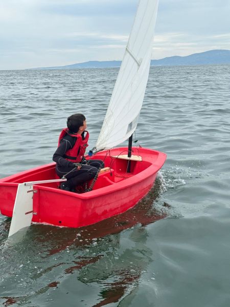 Optimist Plastik Kırmızı tekne B314